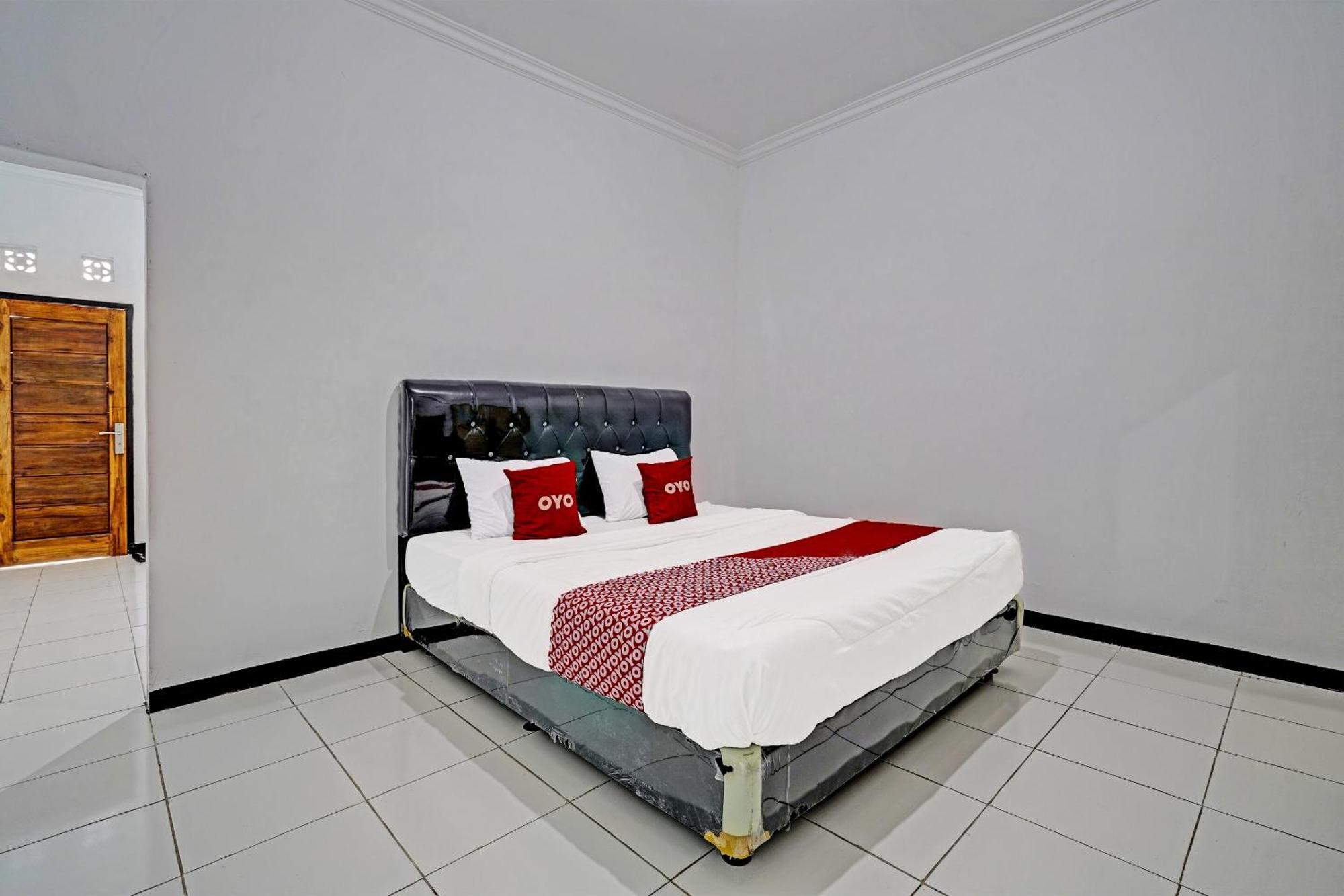 Oyo 91334 Permata Papua Guest House Pameungpeuk  Extérieur photo