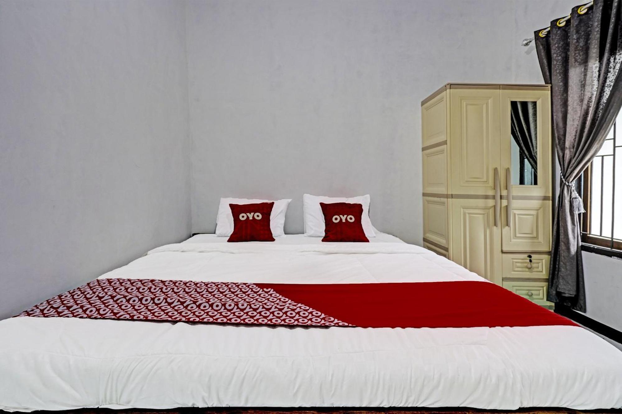 Oyo 91334 Permata Papua Guest House Pameungpeuk  Extérieur photo
